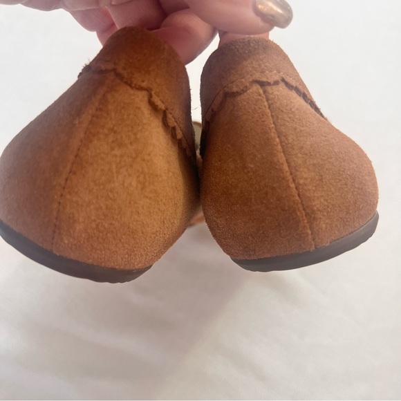 Vionic women’s suede sherpa shearling orthopedic slippers 9.5 - Picture 9 of 13